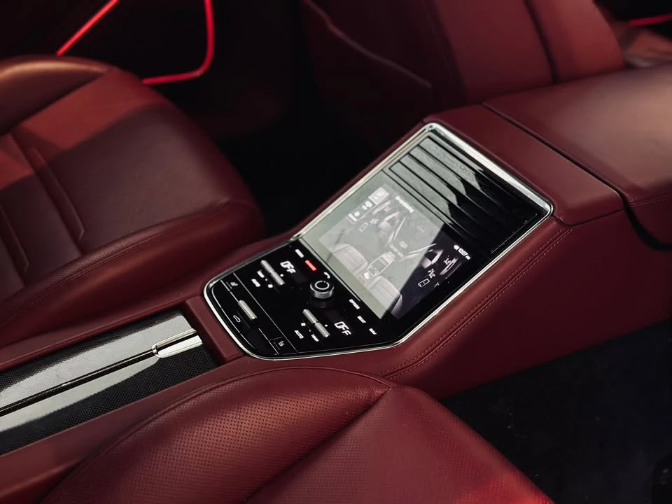 2017 Porsche 971 Panamera S - Image 6 of 18