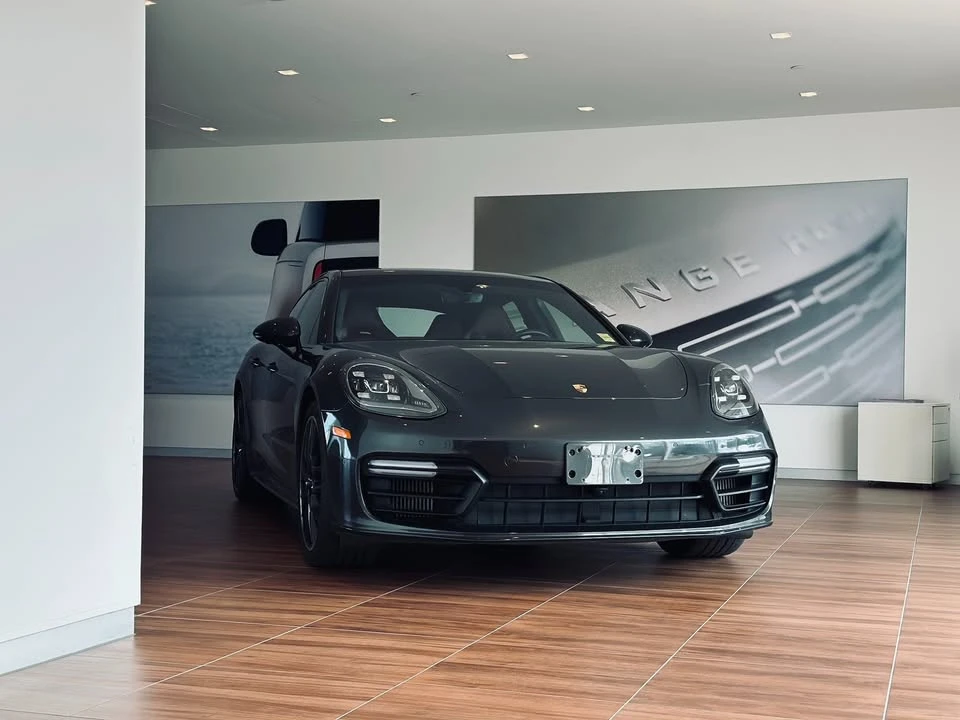 2017 Porsche 971 Panamera S - Image 2 of 18