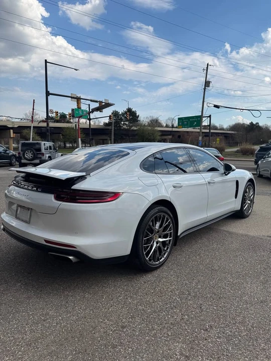 2017 Porsche 971 Panamera - Image 3 of 9