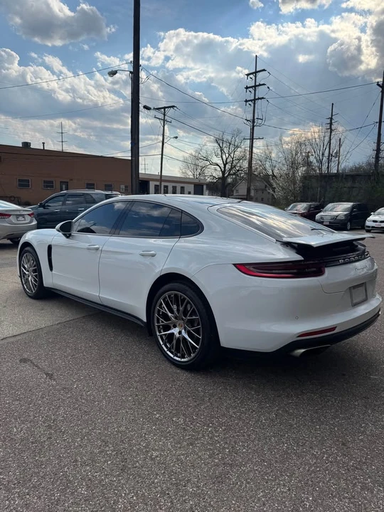 2017 Porsche 971 Panamera - Image 2 of 9