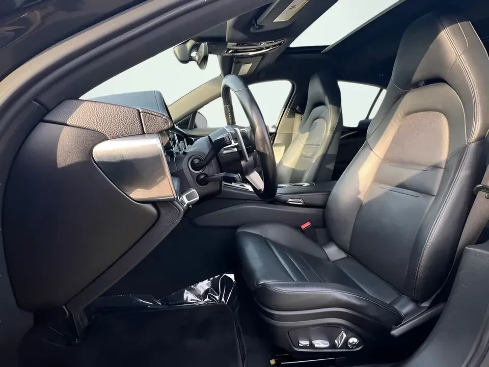 2017 Porsche 971 Panamera - Image 10 of 20