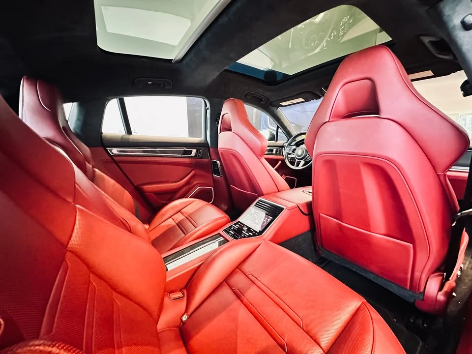2017 Porsche 971 Panamera S - Image 11 of 18