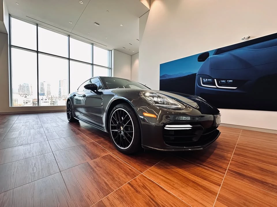 2017 Porsche 971 Panamera S - Image 10 of 18