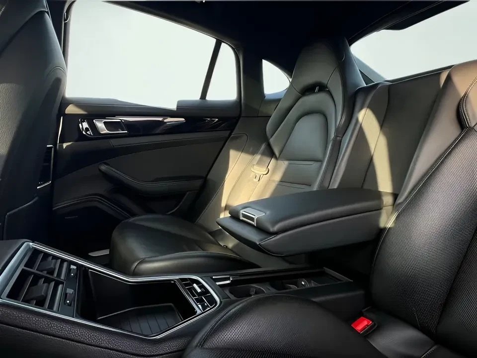 2017 Porsche 971 Panamera - Image 15 of 20