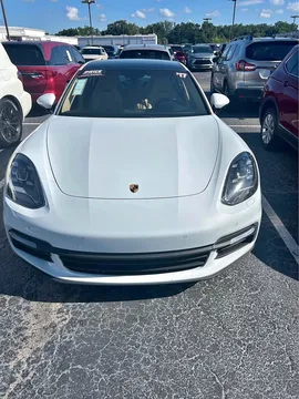 2017 Porsche Panamera