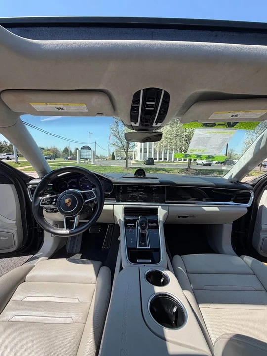 2017 Porsche 971 Panamera - Image 4 of 19