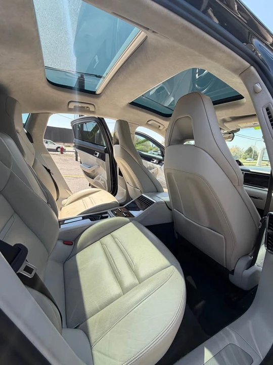 2017 Porsche 971 Panamera - Image 13 of 19