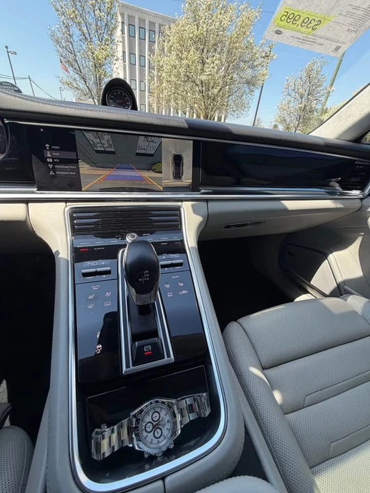 2017 Porsche 971 Panamera - Image 7 of 19