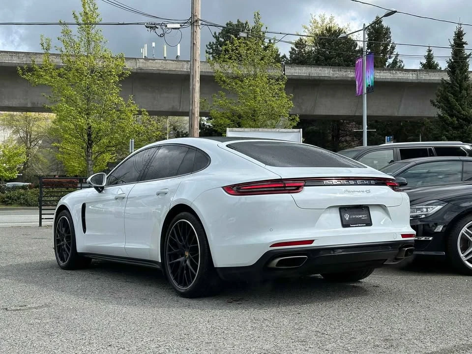 2017 Porsche 971 Panamera - Image 7 of 20