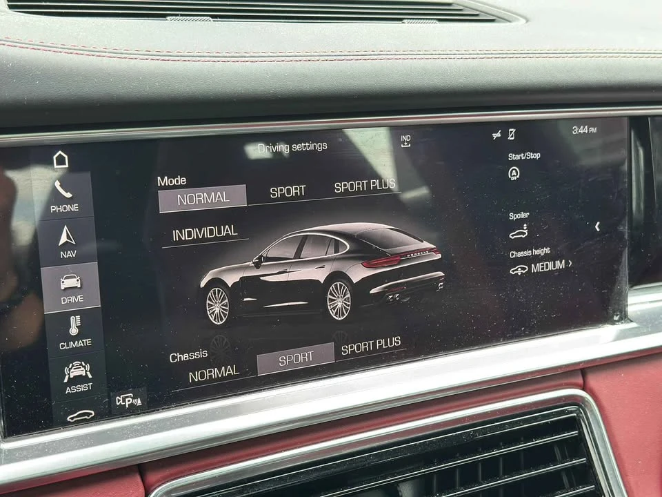 2017 Porsche 971 Panamera - Image 13 of 20