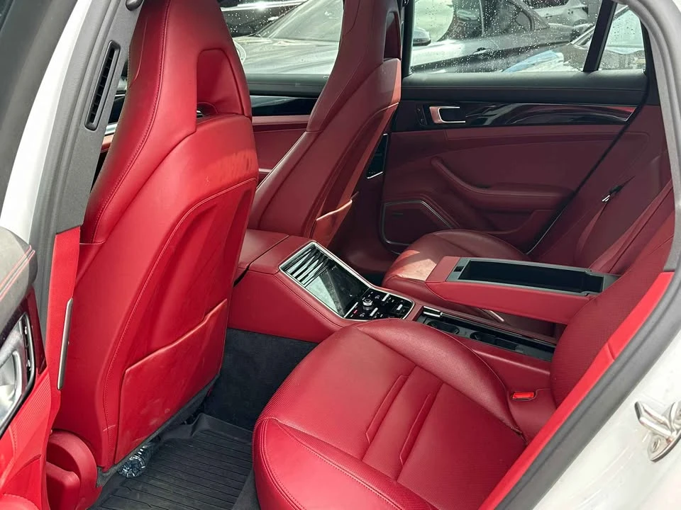2017 Porsche 971 Panamera - Image 11 of 20