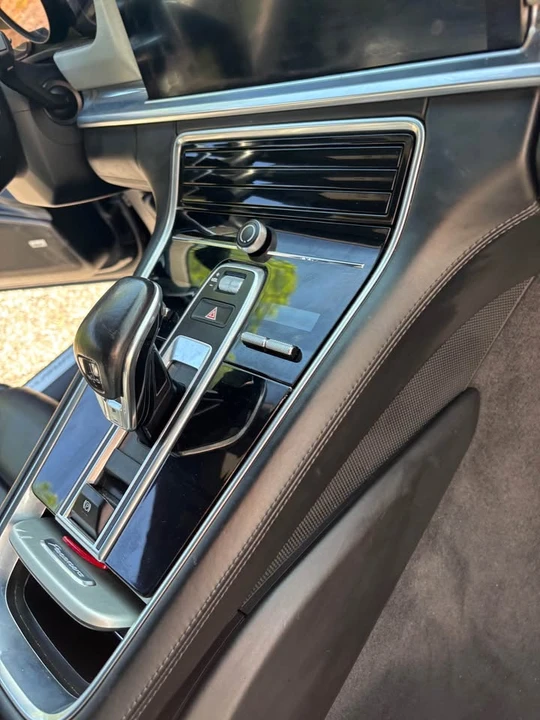 2017 Porsche 971 Panamera - Image 14 of 14