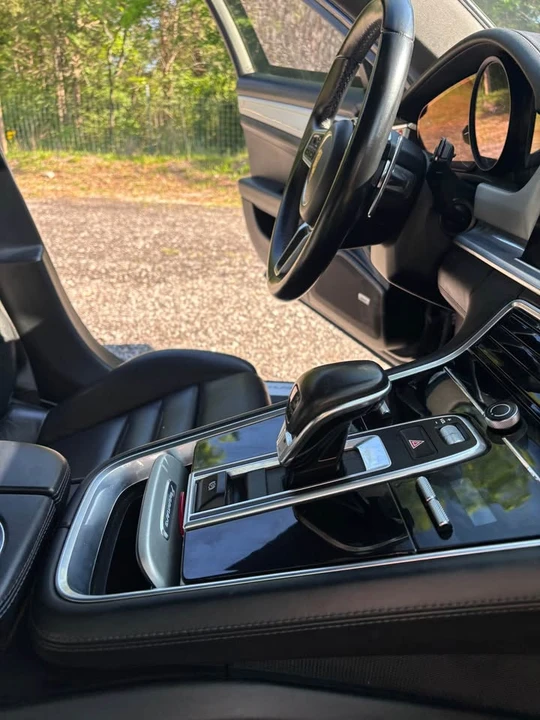 2017 Porsche 971 Panamera - Image 13 of 14