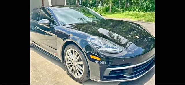 2017 Porsche Panamera 4S