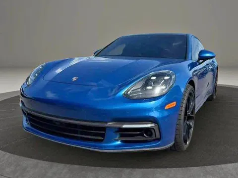 2017 Porsche Panamera