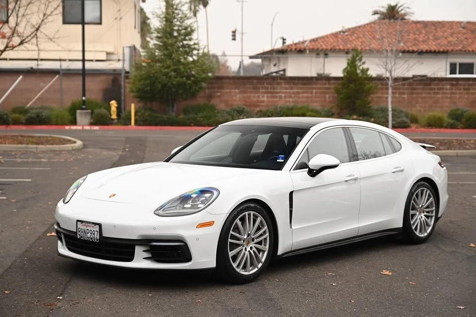 2017 Porsche 971 Panamera - Image 3 of 20