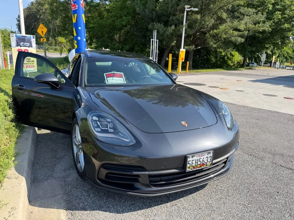2017 Porsche 971 Panamera - Image 4 of 5
