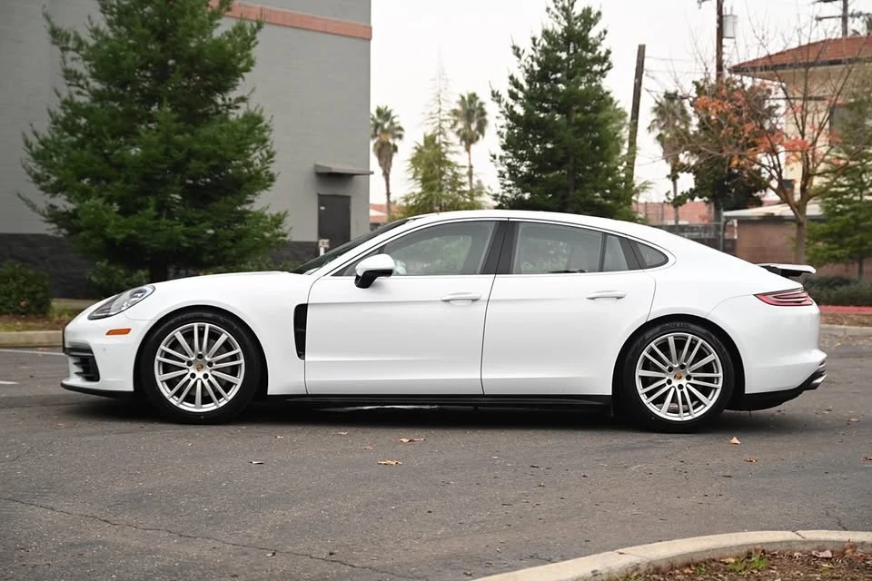 2017 Porsche 971 Panamera - Image 4 of 20