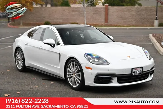 2017 Porsche Panamera 4S