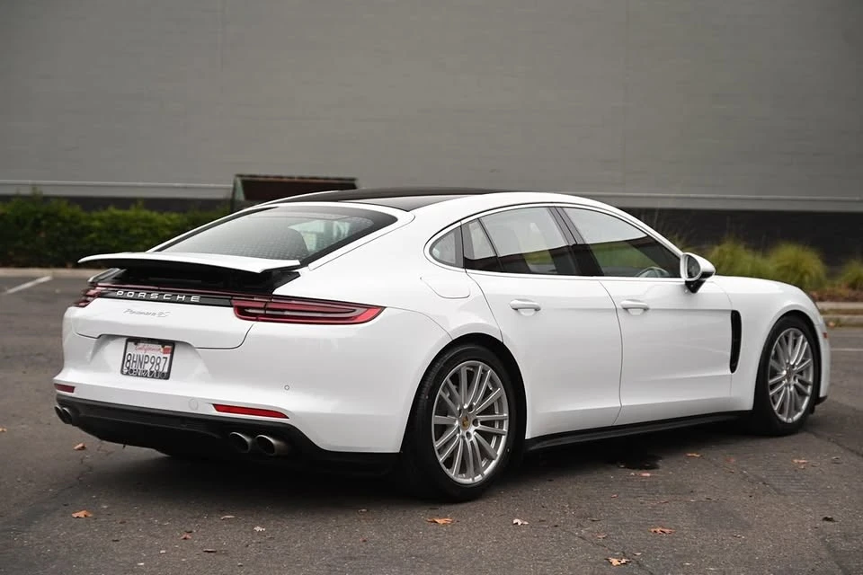 2017 Porsche 971 Panamera - Image 7 of 20