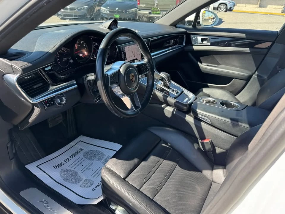 2017 Porsche 971 Panamera - Image 10 of 20