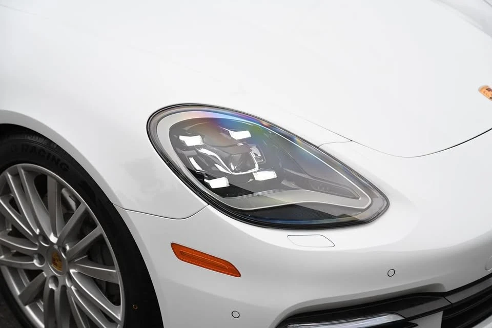2017 Porsche 971 Panamera - Image 9 of 20