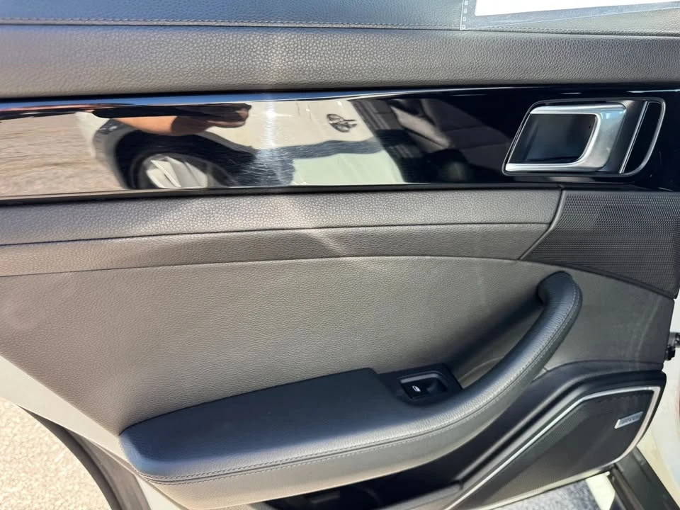 2017 Porsche 971 Panamera - Image 16 of 20