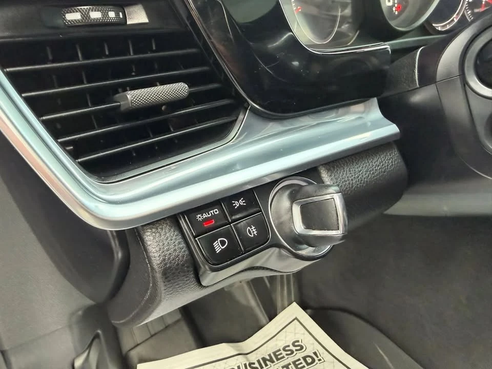 2017 Porsche 971 Panamera - Image 15 of 20