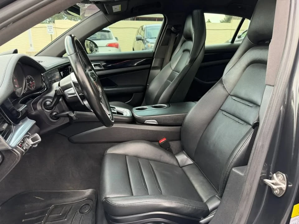 2017 Porsche 971 Panamera - Image 12 of 20