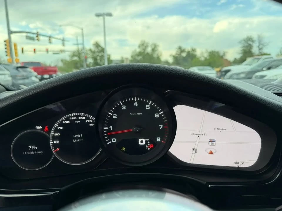 2017 Porsche 971 Panamera - Image 19 of 20