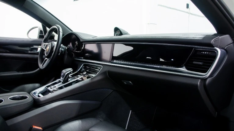 2017 Porsche 971 Panamera - Image 16 of 21