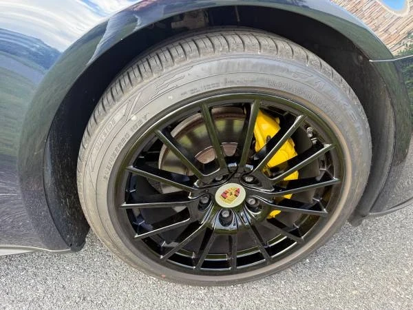2017 Porsche 971 Panamera - Image 8 of 19