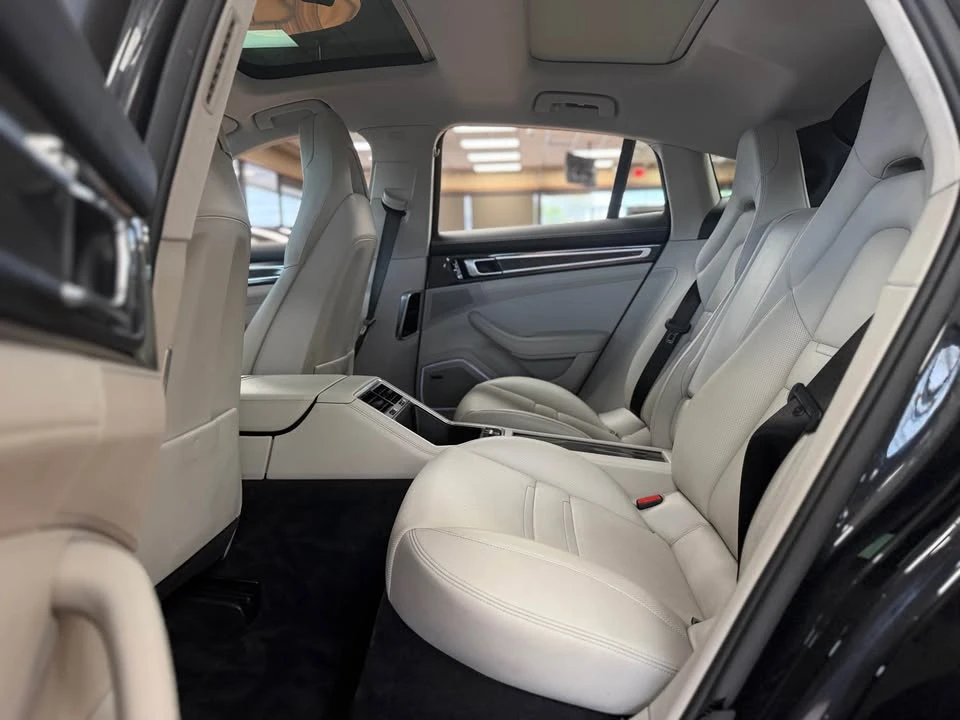2017 Porsche 971 Panamera - Image 15 of 20