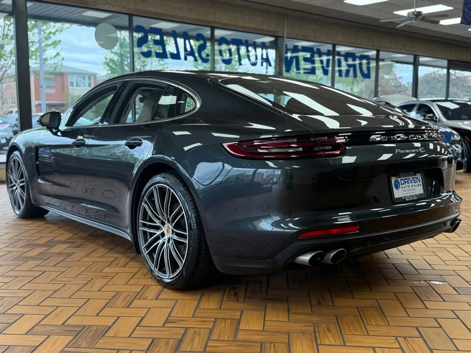 2017 Porsche 971 Panamera - Image 7 of 20