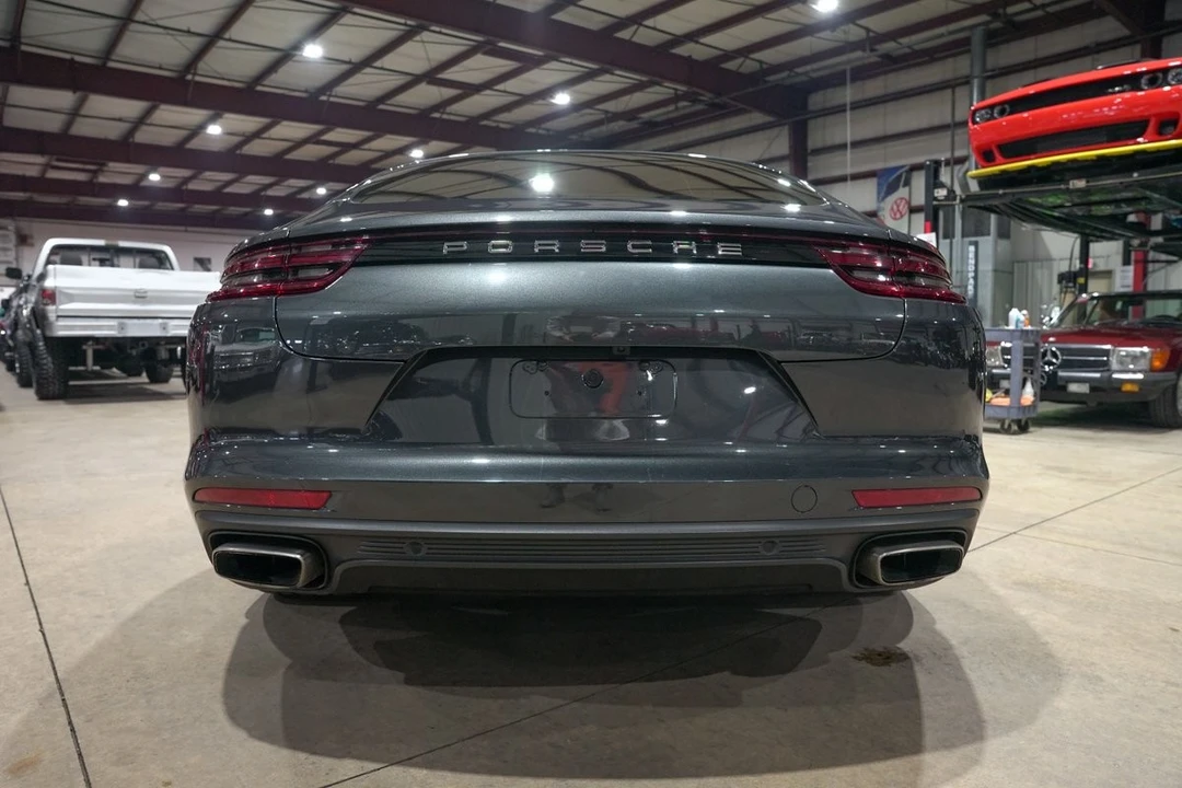 2017 Porsche 971 Panamera - Image 7 of 21