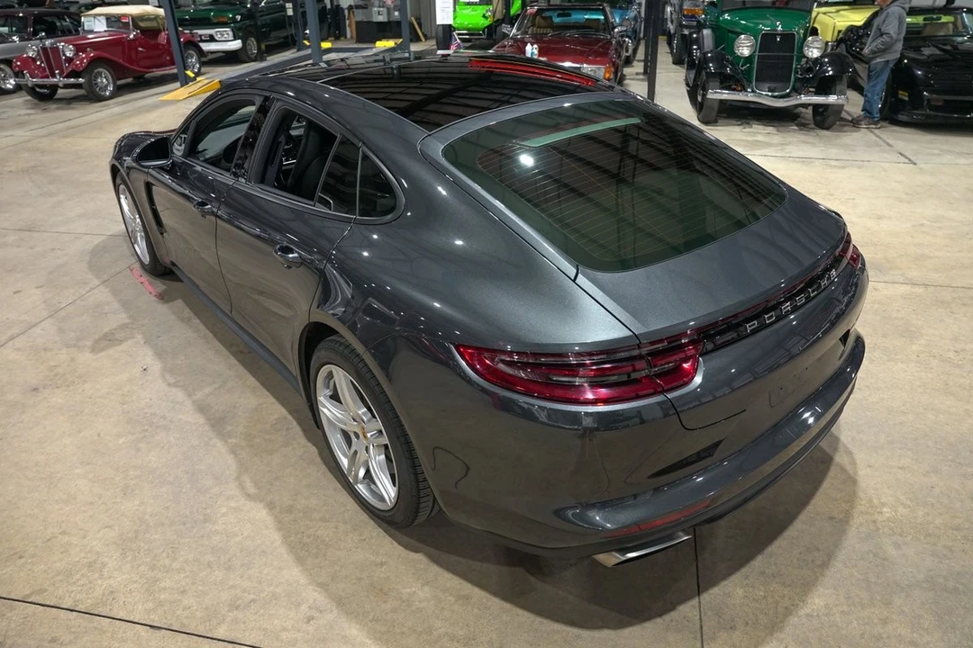 2017 Porsche 971 Panamera - Image 16 of 21