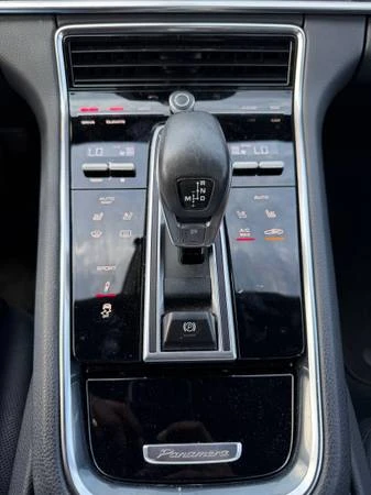 2017 Porsche 971 Panamera - Image 12 of 16