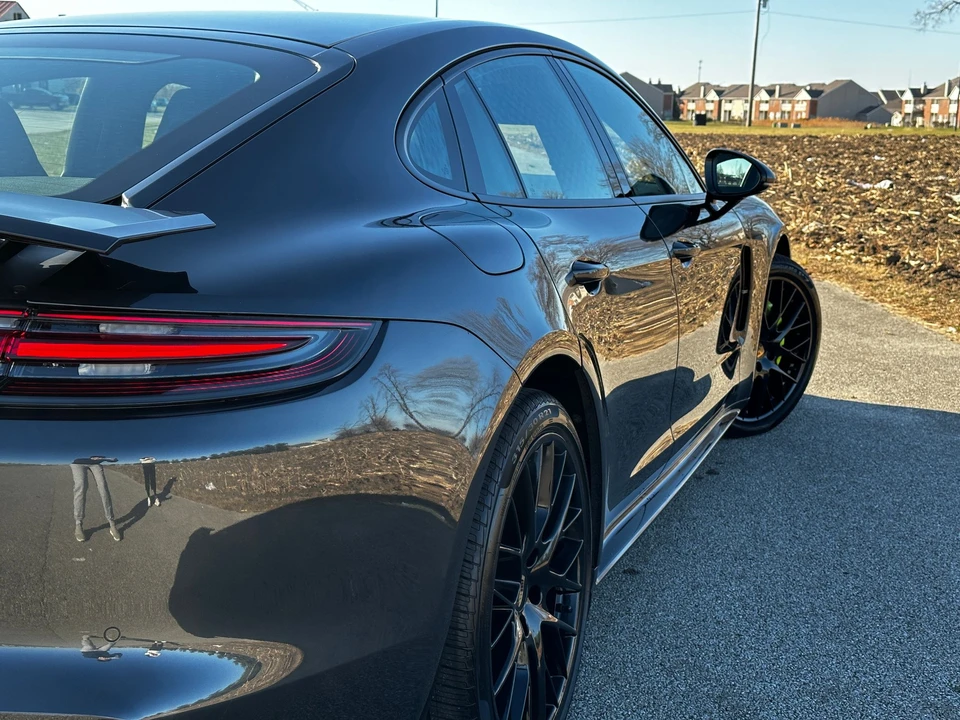 2017 Porsche 971 Panamera - Image 10 of 17