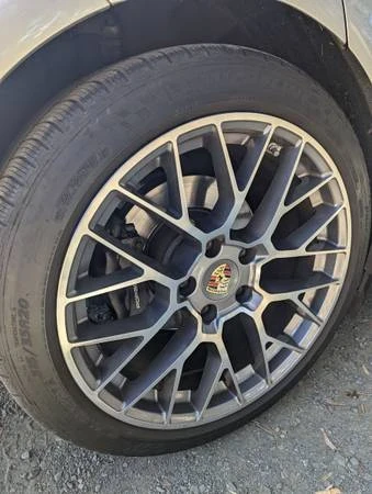 2017 Porsche 971 Panamera - Image 16 of 21