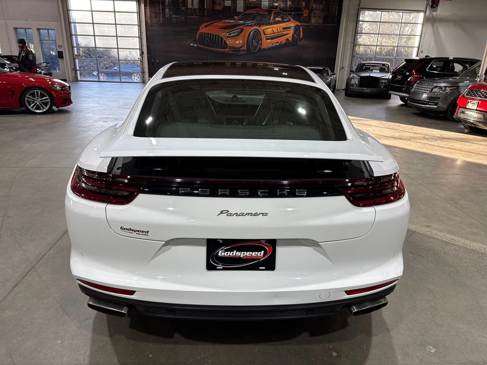 2017 Porsche 971 Panamera - Image 6 of 12