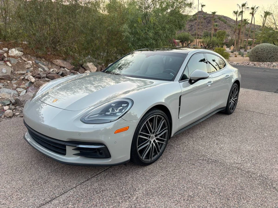 2017 Porsche 971 Panamera - Image 3 of 12