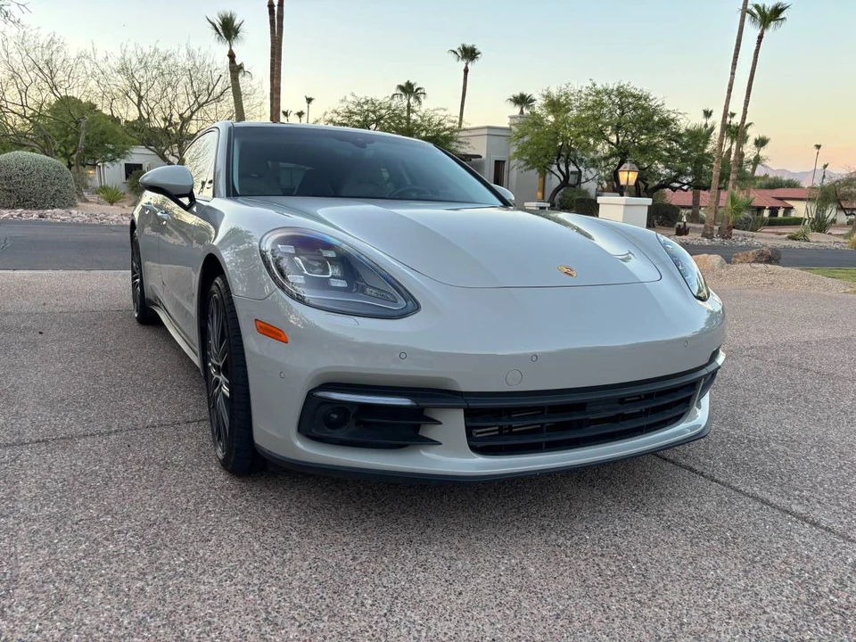 2017 Porsche 971 Panamera - Image 4 of 12