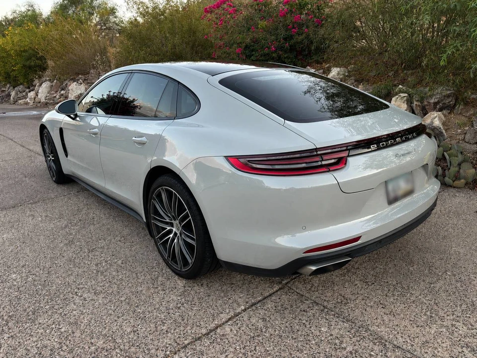 2017 Porsche 971 Panamera - Image 5 of 12