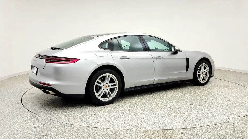 2017 Porsche 971 Panamera - Image 5 of 29