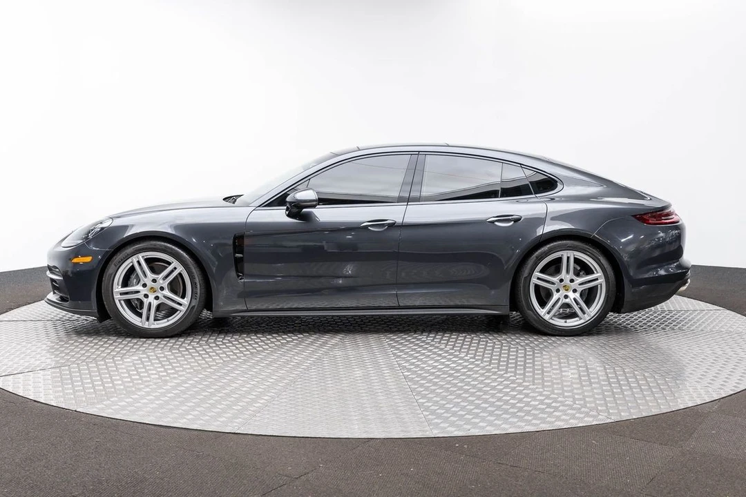 2017 Porsche 971 Panamera - Image 8 of 21