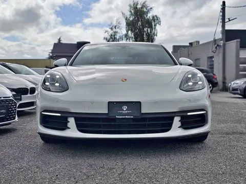 2017 Porsche Panamera 4