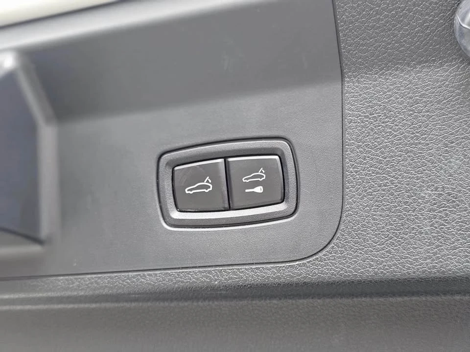 2017 Porsche 971 Panamera - Image 19 of 19
