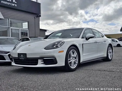 2017 Porsche Panamera 4