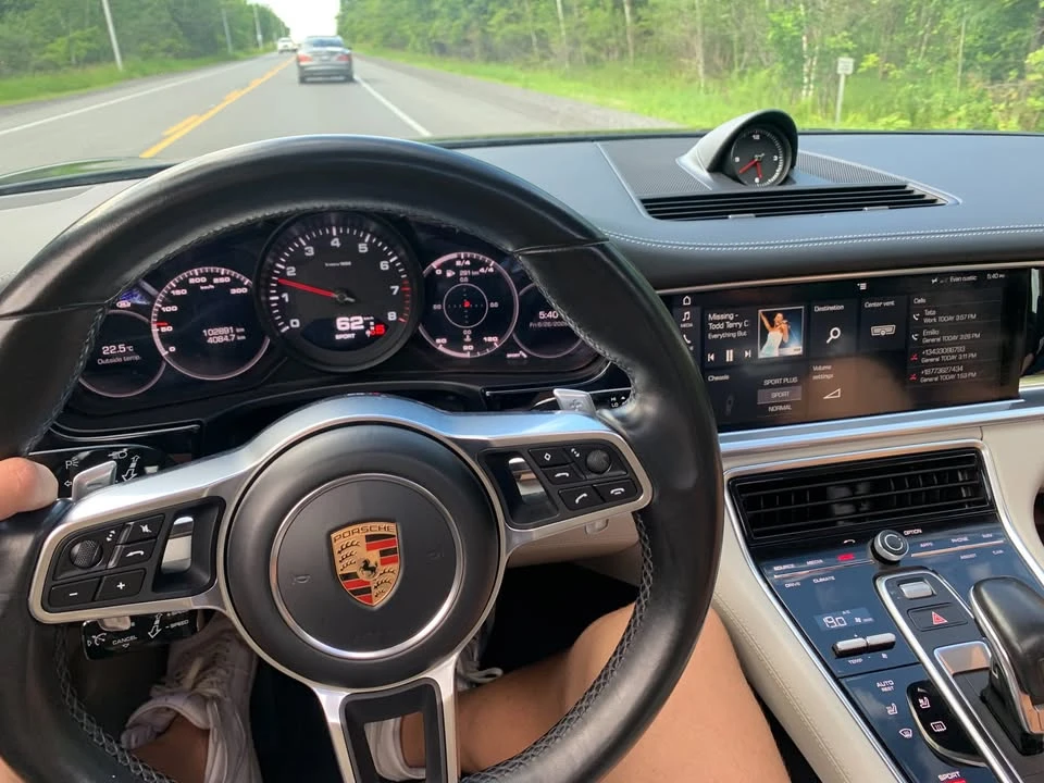 2017 Porsche 971 Panamera - Image 5 of 12