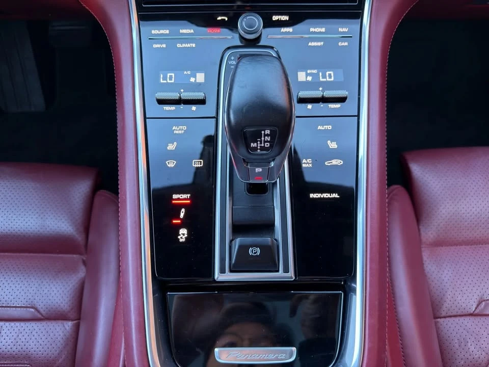 2017 Porsche 971 Panamera - Image 14 of 16